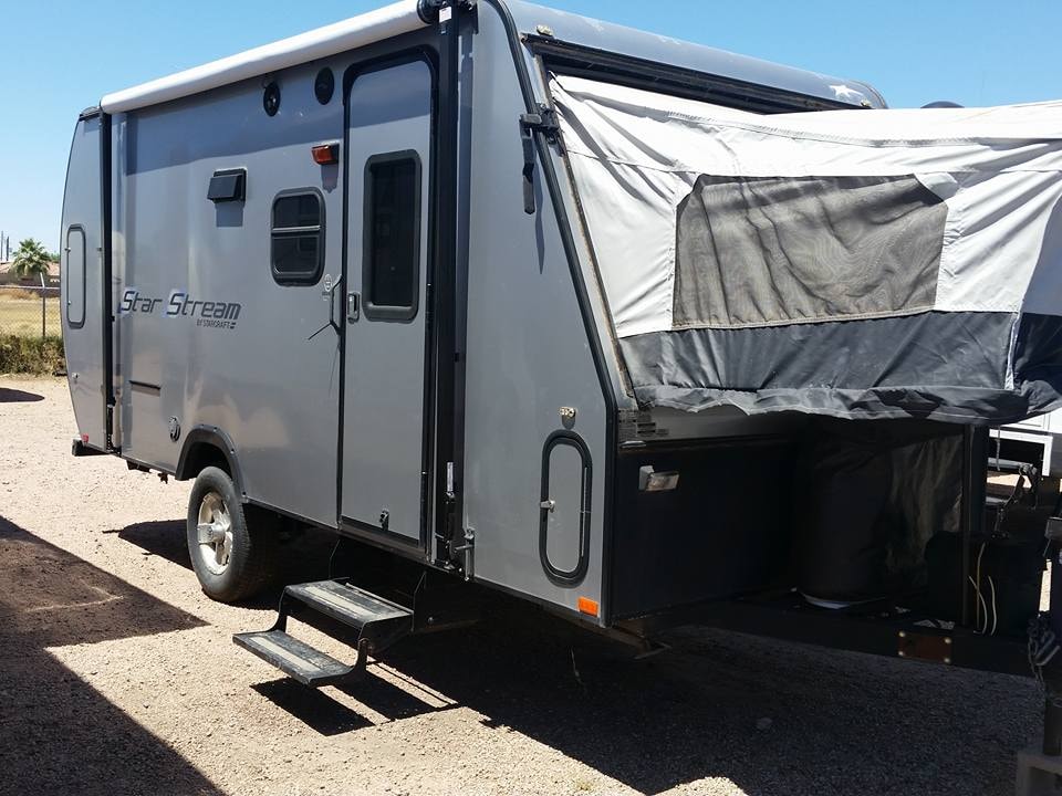 Starcraft Starstream side view with Star Stream branding